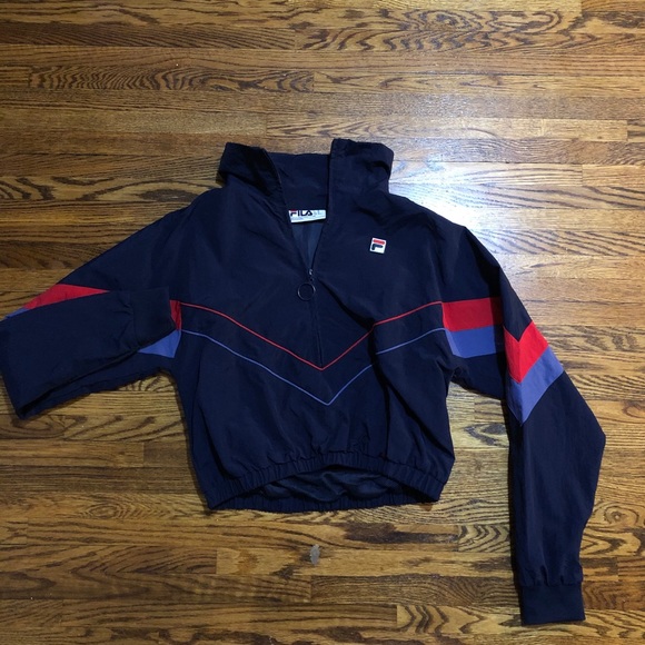 Woman’s Fila windbreaker - NWOT - Picture 2 of 6